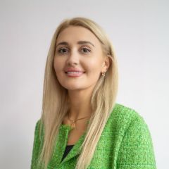 Колосова Марина