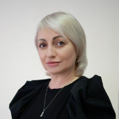 Стус Елена